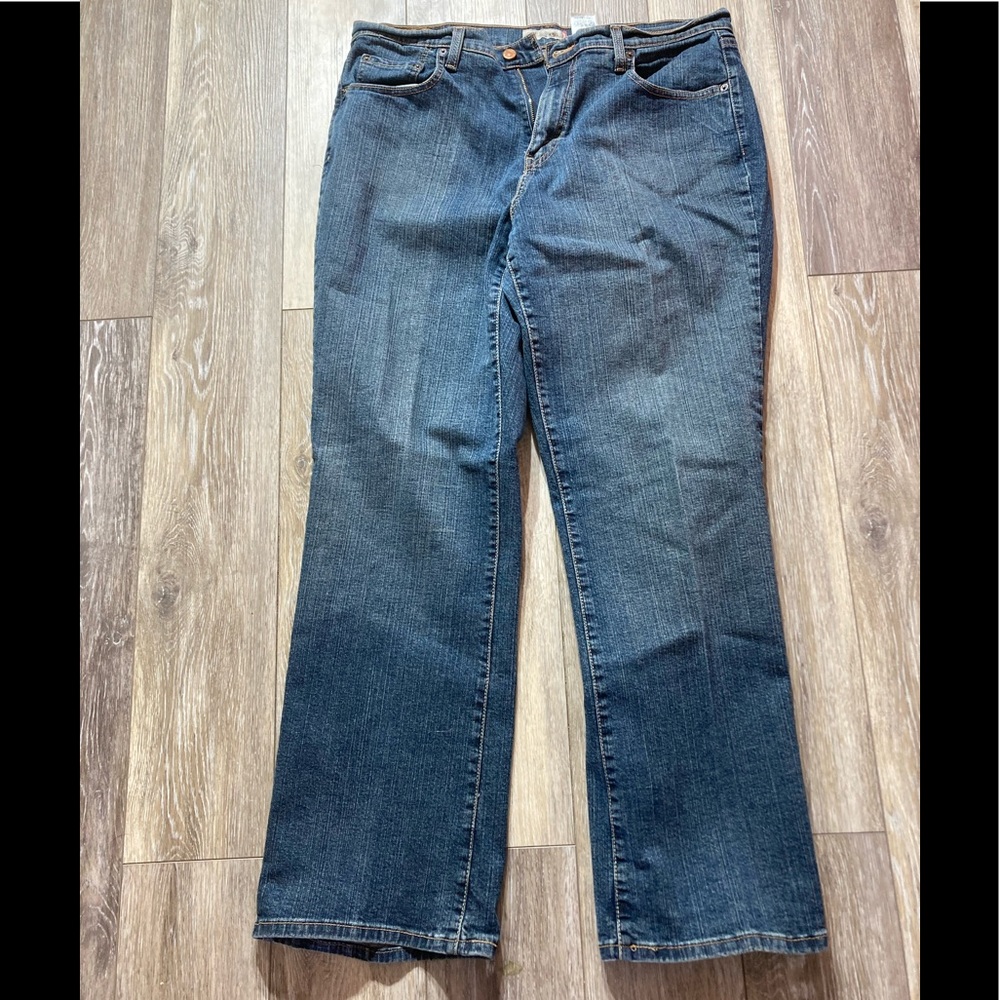 Levi’s 550 size 16W woman’s boot cut jeans
